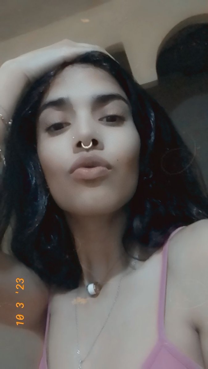 rahal_win's tweet photo. Hi🥵 https://t.co/p8EueN0tP0