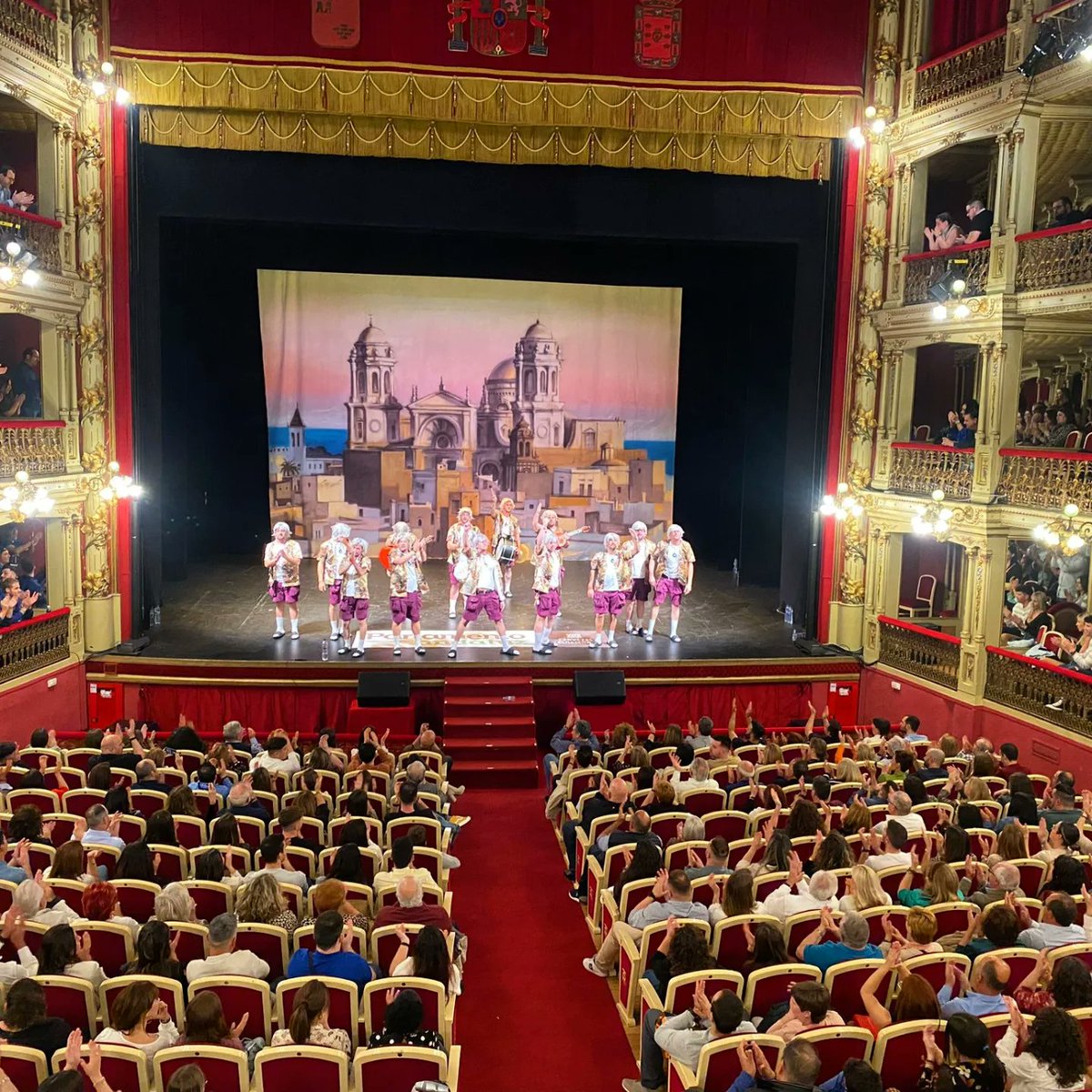LaChiriDeFyA's tweet photo. Fin de semana de muchos Km, pero fin de semana de los que no se olvidan !! 👏😍
Gracias Águilas, Murcia y Úbeda !! ❤️
🎭 LOS DESGRACIAÍTOS 🎭 https://t.co/wiDqJsSbTq