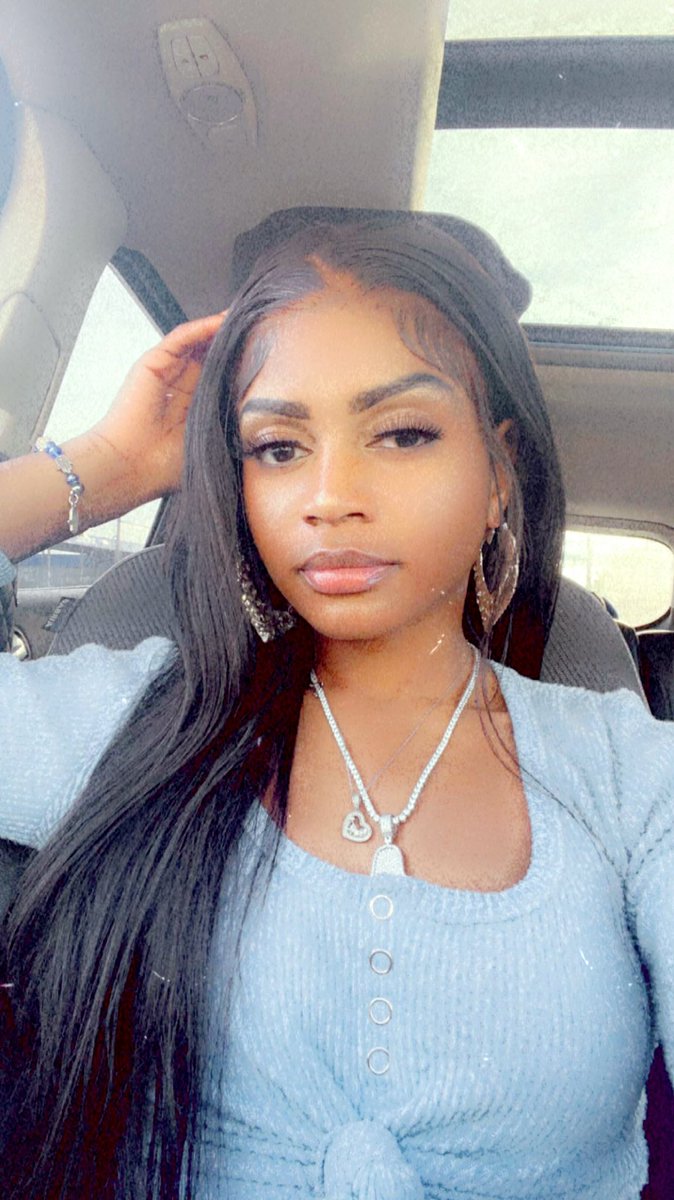 _PrettyBrie's tweet photo. lovergirl 💙 https://t.co/fswwBCrafw