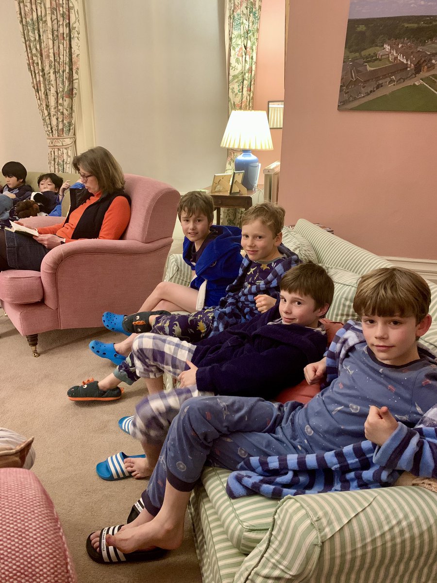 _Ludgrove's tweet photo. The best way to unwind after an action-packed Sunday Funday @_Ludgrove is to curl up by the fire and enjoy story time with Mrs Barberπ₯°#sundayfunday #storytime #curlupbythefire #readmeastory #lovereading #prepschoollife #prepschool https://t.co/5CpwjkWQrP