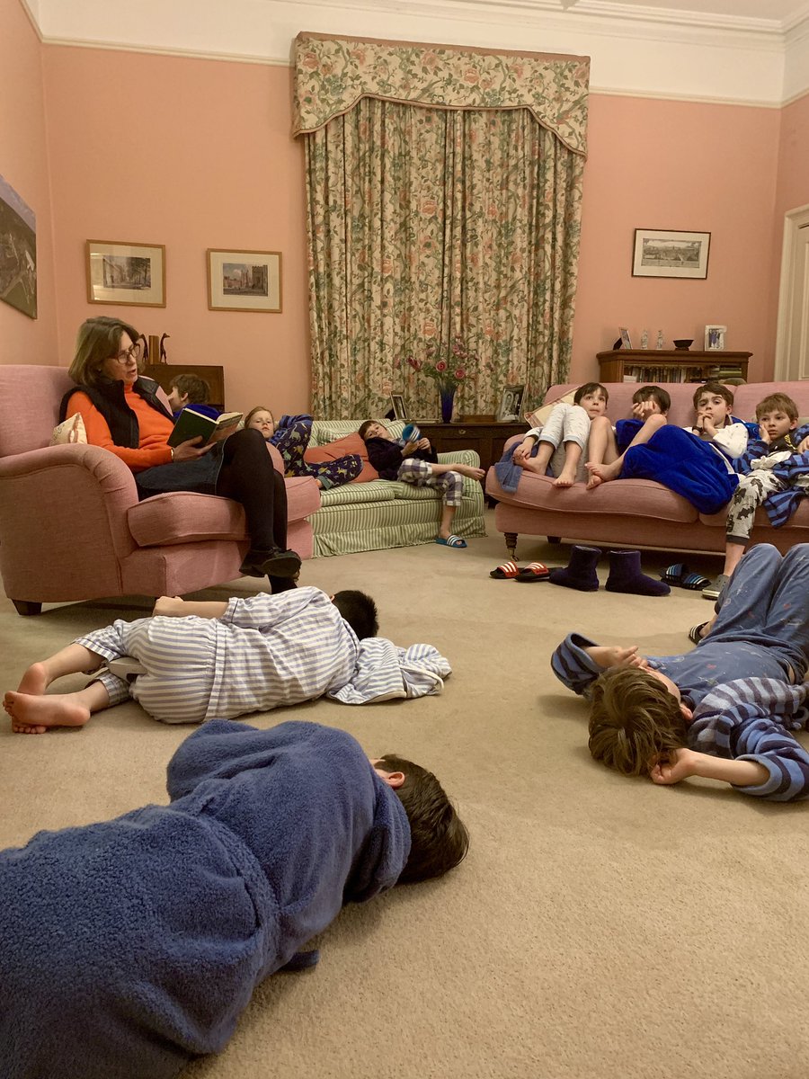 _Ludgrove's tweet photo. The best way to unwind after an action-packed Sunday Funday @_Ludgrove is to curl up by the fire and enjoy story time with Mrs Barberπ₯°#sundayfunday #storytime #curlupbythefire #readmeastory #lovereading #prepschoollife #prepschool https://t.co/5CpwjkWQrP