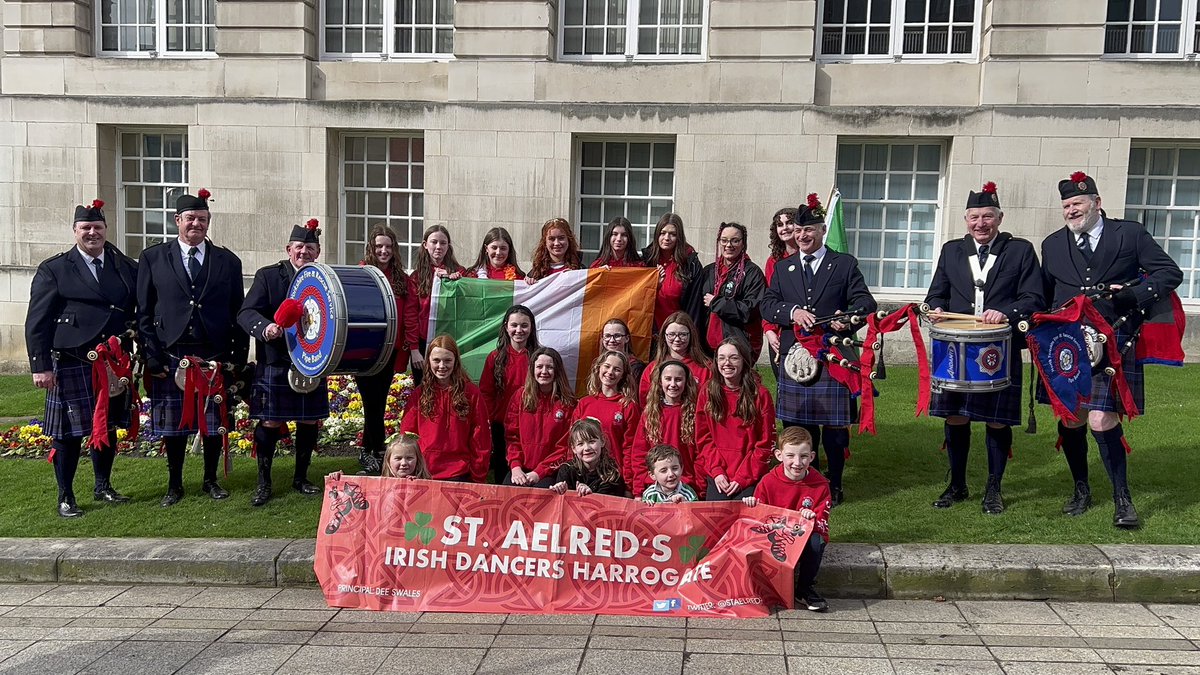 What a fabulous day we have had with <a href="/StPatsLeeds/">Leeds St Patricks Day Parade</a>!!  Not sure how they topped last year… but they did💚 #leeds #stpaddysday #leedsstpats