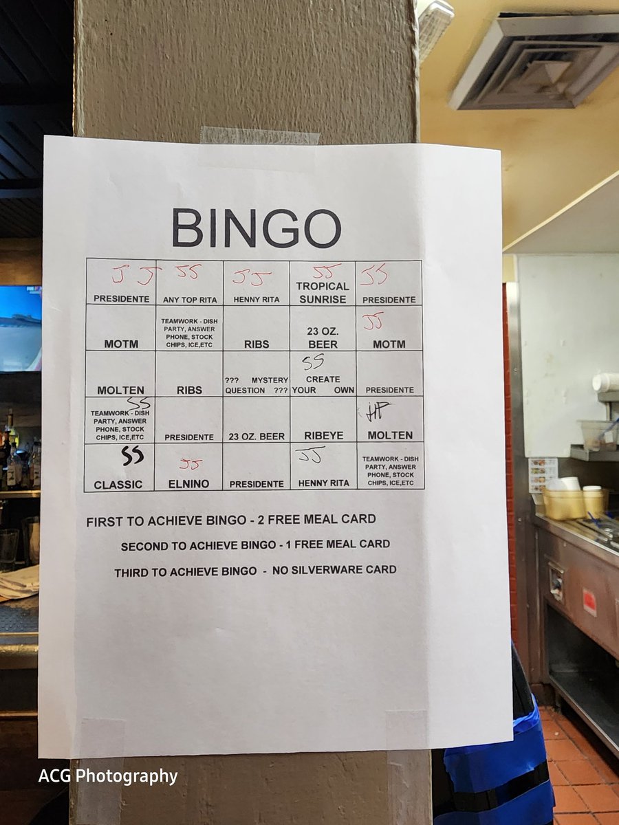 AaronGehrs's tweet photo. Shout out to Justin for getting the first bingo on today's contest #chilislove #chilis @swh7668 Team Wheaton rocking the upsells.. Good job Justin.. https://t.co/uKhX4axJh1