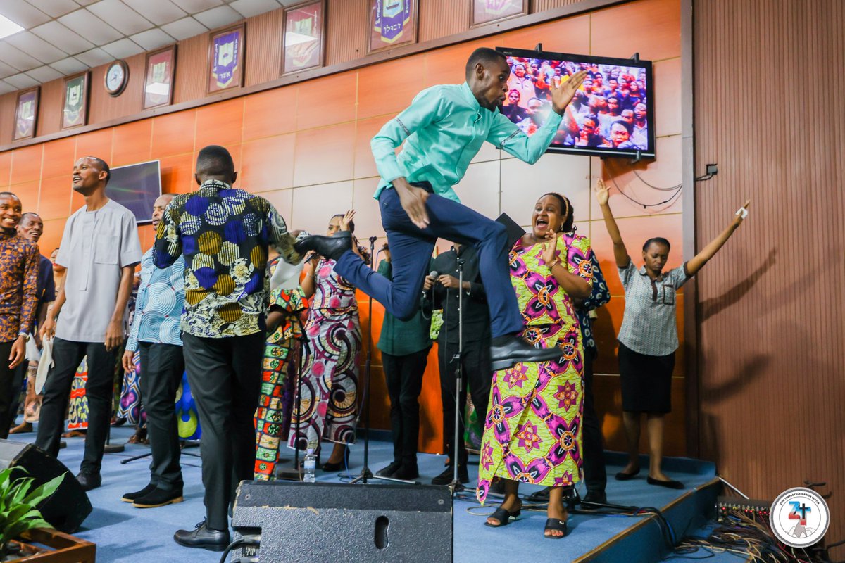 ZionTempleCC's tweet photo. Fear not, cross over to the other side| Pastor John Bosco KANYANGOGA

Link to more photos:  https://t.co/JZYTxszZ8E 

#ZTCC #TransfigurationDay https://t.co/WLecHt8Tvf