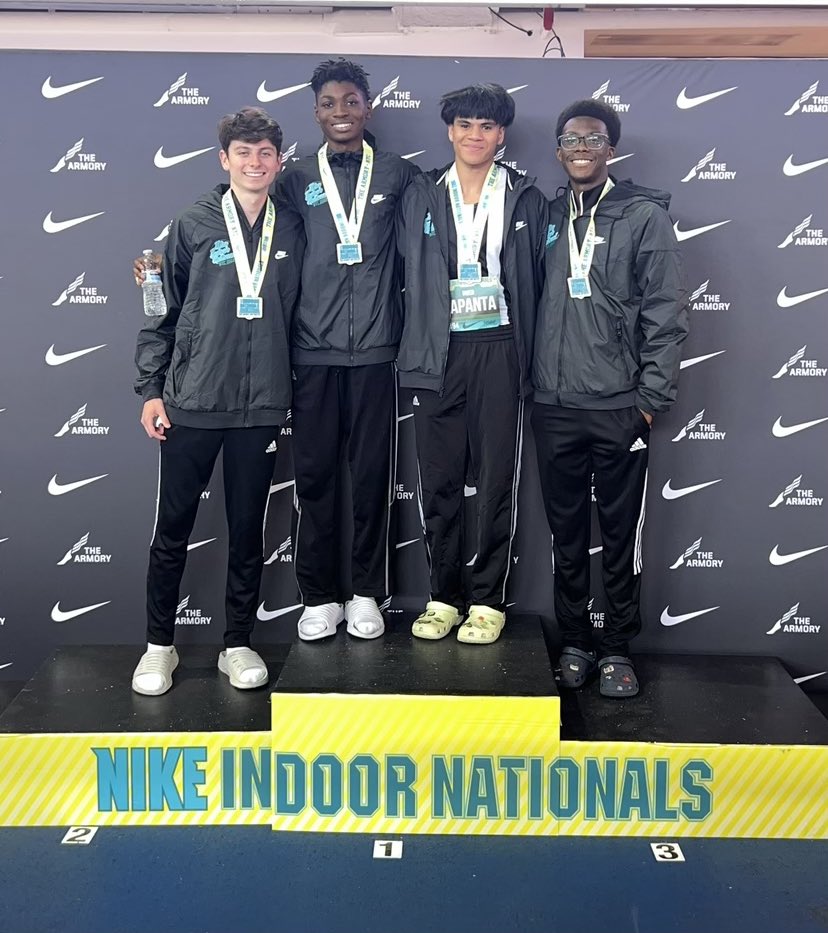 OBHStracknfield's tweet photo. Peter Afoakwah, Owen Zapanta, David Keefe, and Nigel Boboli finish out the winter season with a 5th place finish in the Emerging Elite Division at the Nike Indoor Nationals with a time of 3:28.94! #OBtrackandfield https://t.co/Hm5fRJCDti
