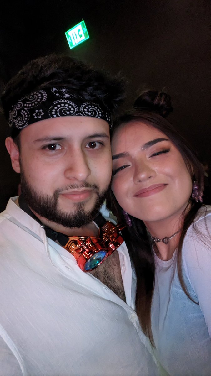 Julian Chavez tweet media