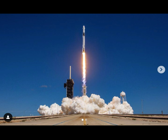 hbkwee's tweet photo. How hypocritical is life on earth. While Russians are fighting the West, last night 5 astronauts landed on Earth. 2 Americans, 1 Japanese and a Russian cosmonaut, true friends for life. Would an attack by extraterrestrials be necessary to unite us as humanity? #peace #Spacex https://t.co/z1cHH6jfdB