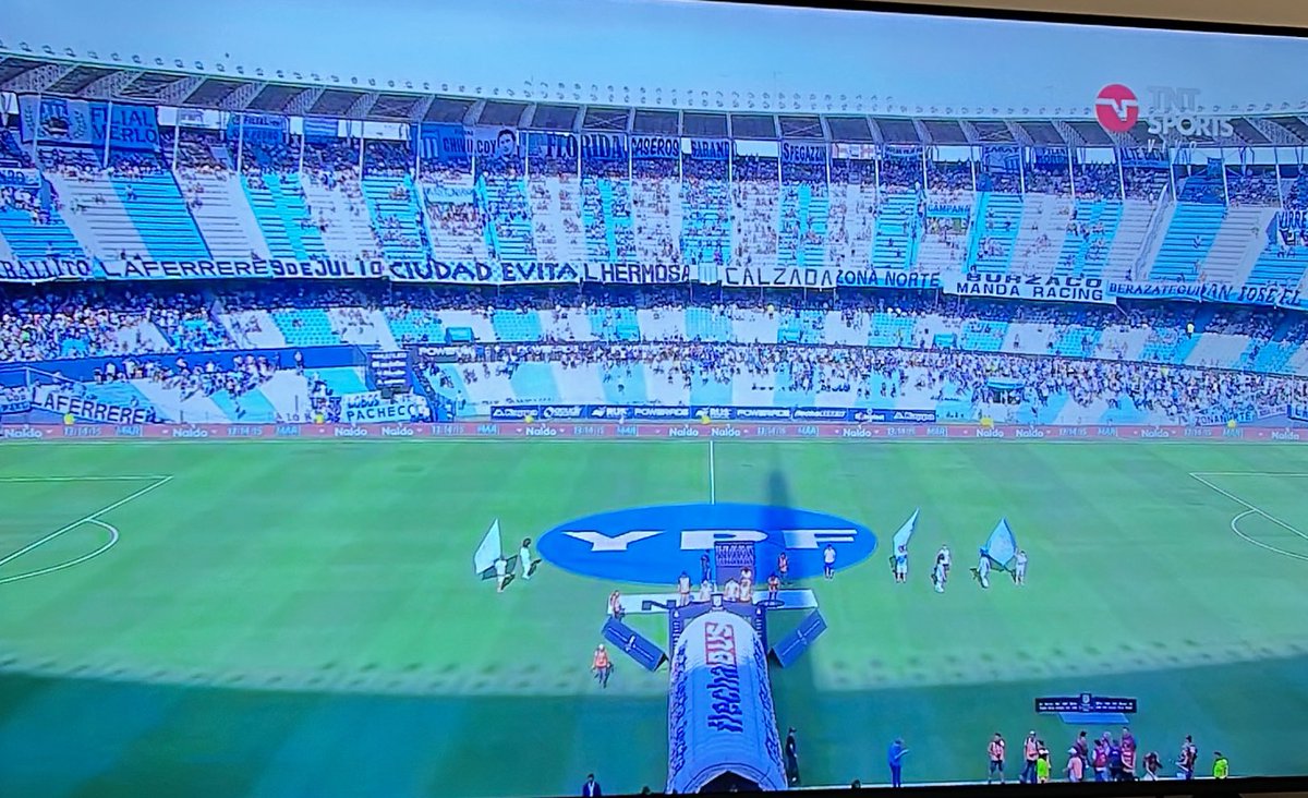 *los 5 grandes hacen un asado* independiente pone las copas
river pone el fuego
boca pone las verduras
San Lorenzo pone el carbón
rasin pone el vacío
