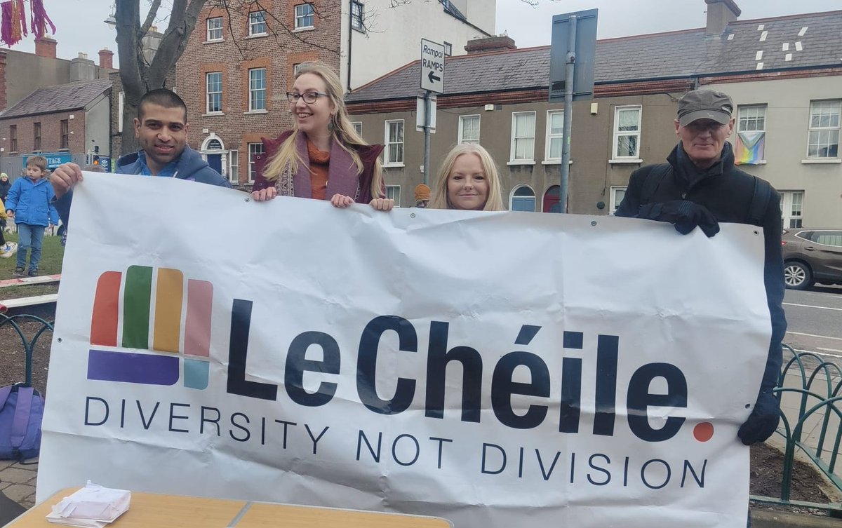 LeCheileDND's tweet photo. Fantastic day in Stoneybatter for the @D7ForAll gathering! Huge well done to the organisers for creating such a positive welcoming environment.
#RefugeesWelcome
#D7ForAll
#IrelandForAll https://t.co/zkRbWwZ3ws