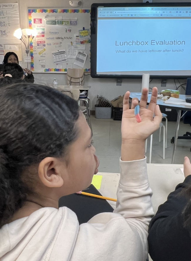 mcpsEDUCATOR's tweet photo. @SouthLakeES | 5th Grade teachers transformed their classrooms into hands-on science labs. Students created erosion, built circuits, sorted compost, researched animals & renewable energy sources. #MISAprep & #MISAready
Thank you @SouthLakeCSL, PPC, & Para for our #StemSnack https://t.co/AtCjmhsuq3