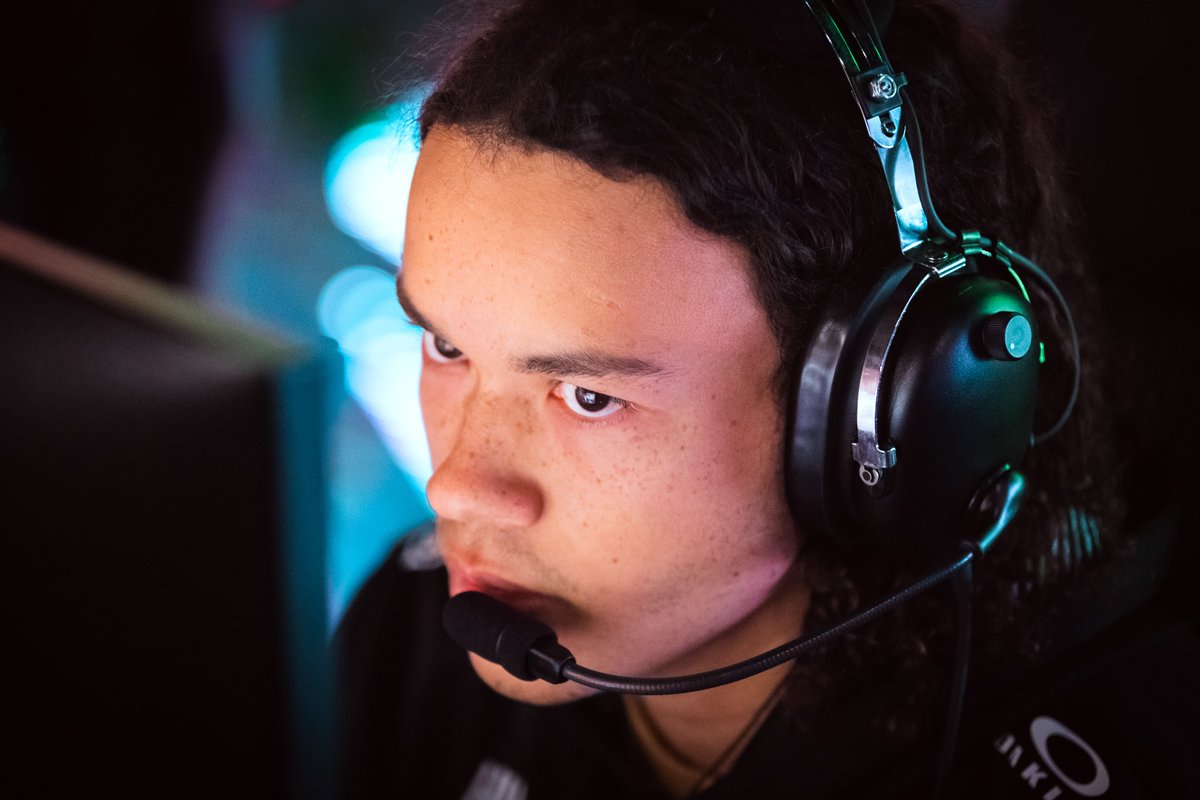 A rivalry as old as time 👀

@ATLFaZe are ready to face <a href="/OpTicTexas/">OpTic Texas</a> in a win or go home match for a spot in the Finals. 

#EZAF | #BrickByBrick | twitch.tv/callofduty