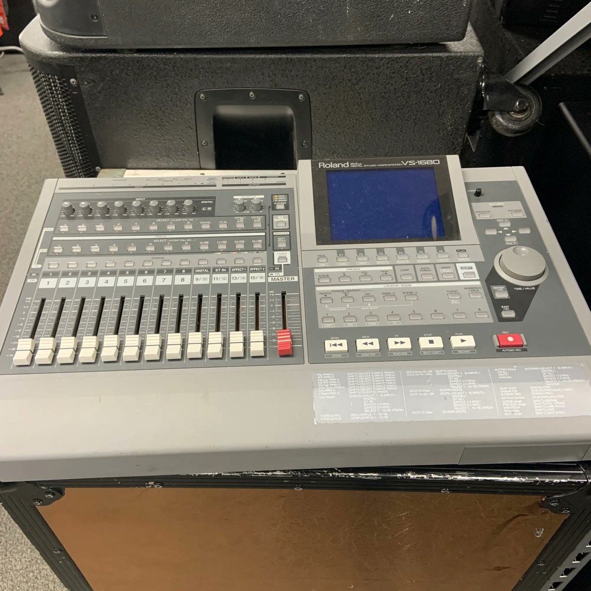 cocohankerson's tweet photo. 🔄This brings back soo many memories of my earlier recording/mixing days. I had this Roland VS1680 maxed out with 2 effect cards. Man analog was the days where you really had to have an ear & know your shit! I think I might go back and get it for the store!🤔 #multitrackrecorder https://t.co/BB4bgqhAvY