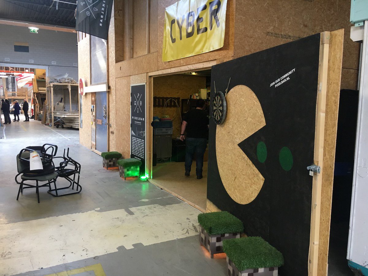 It is almost that time of the year again that all Hackerspaces will open their doors!
25th of March is the International Open Hackerspace Day and Pixelbar will release ALL the locks! 1/4