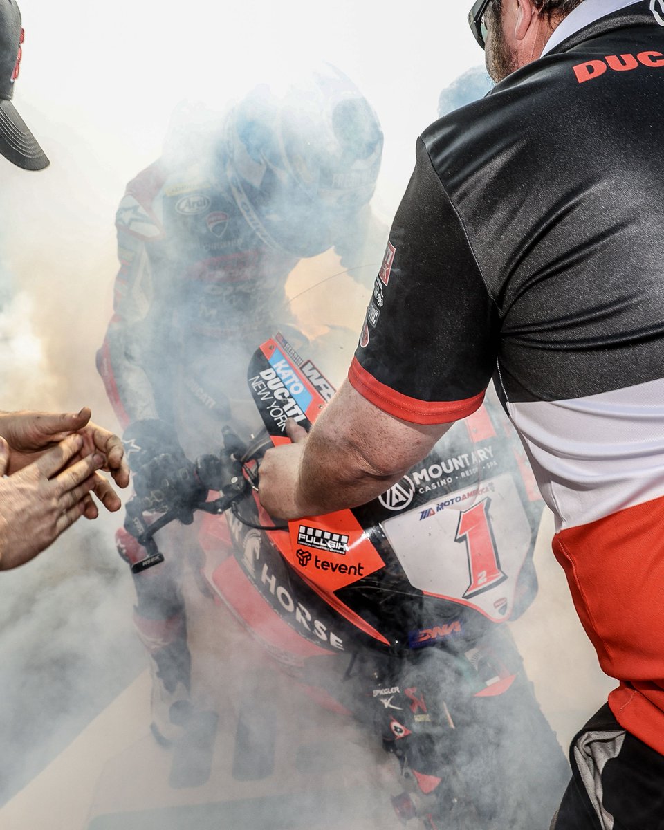 Dunlop Motorcycle tweet media