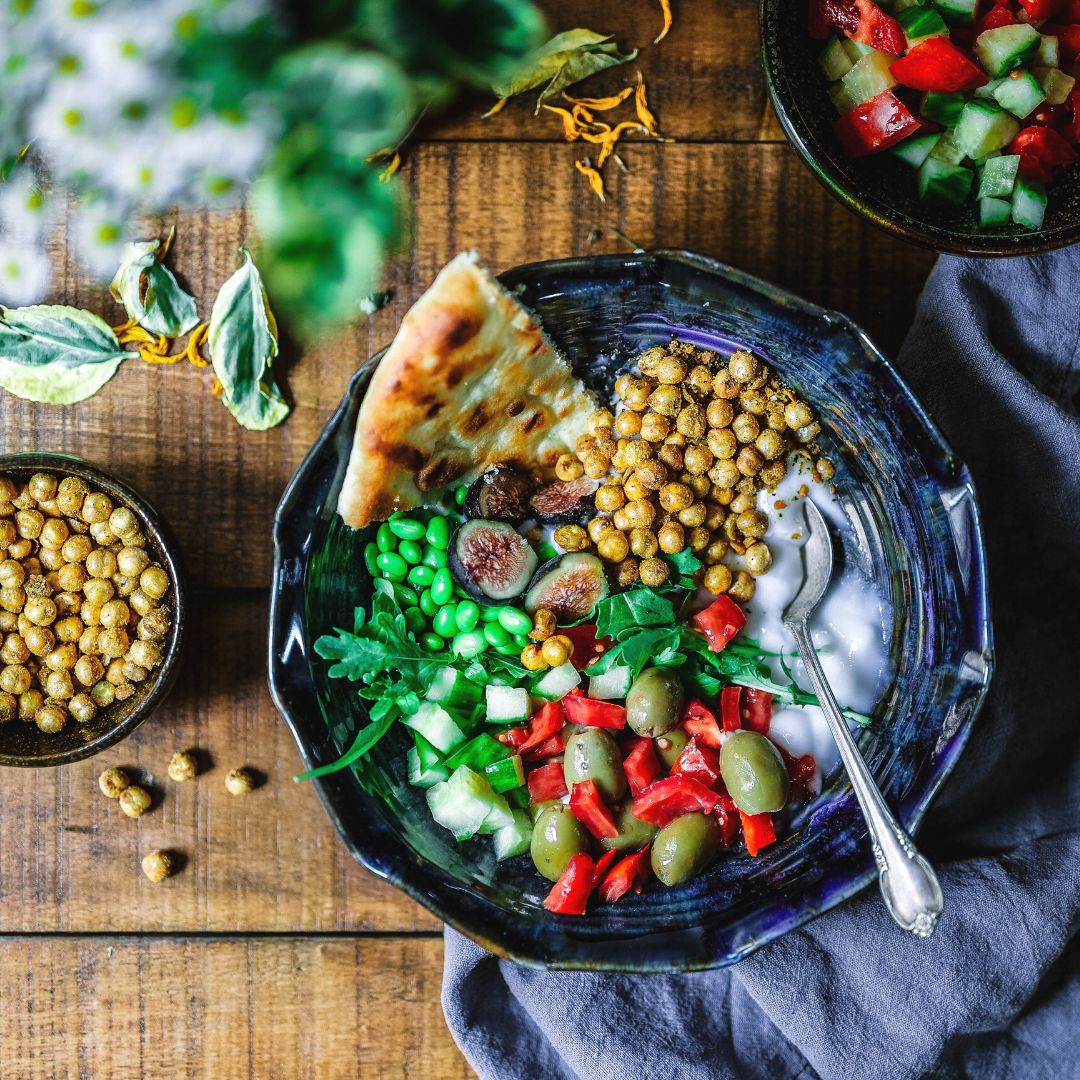 BRIsraelBeyond's tweet photo. Around The Table wants to know YOUR favorite recipes! We are looking for more Jewish foodies to share in our love of all things delicious 🥯

Join ATT and share your recipes today 🤤 https://t.co/GSP98i6paV https://t.co/ZhSZZU0Rto