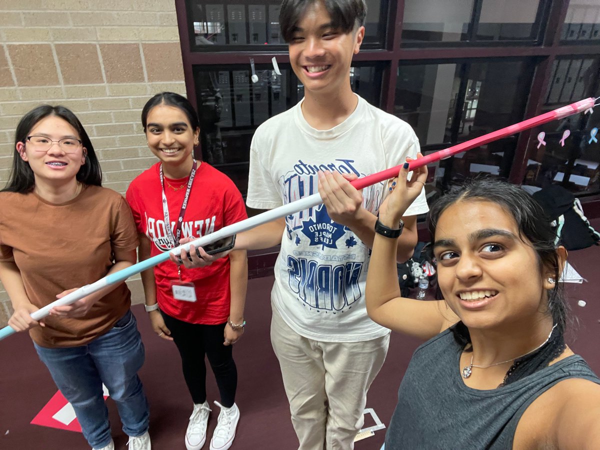 KBirdPhysics's tweet image. Fluor Daniel Competition 2023 complete - 1st place Slime Balls-Samad, Khoi, Erick, Eduardo with score of 154.  Kuddos to the Group Minions who competed twice to better their score-Lily, Josh, Kryta, and Mysha.   ##ScienceBuddiesEngineeringChallenge @KHS_Cougars