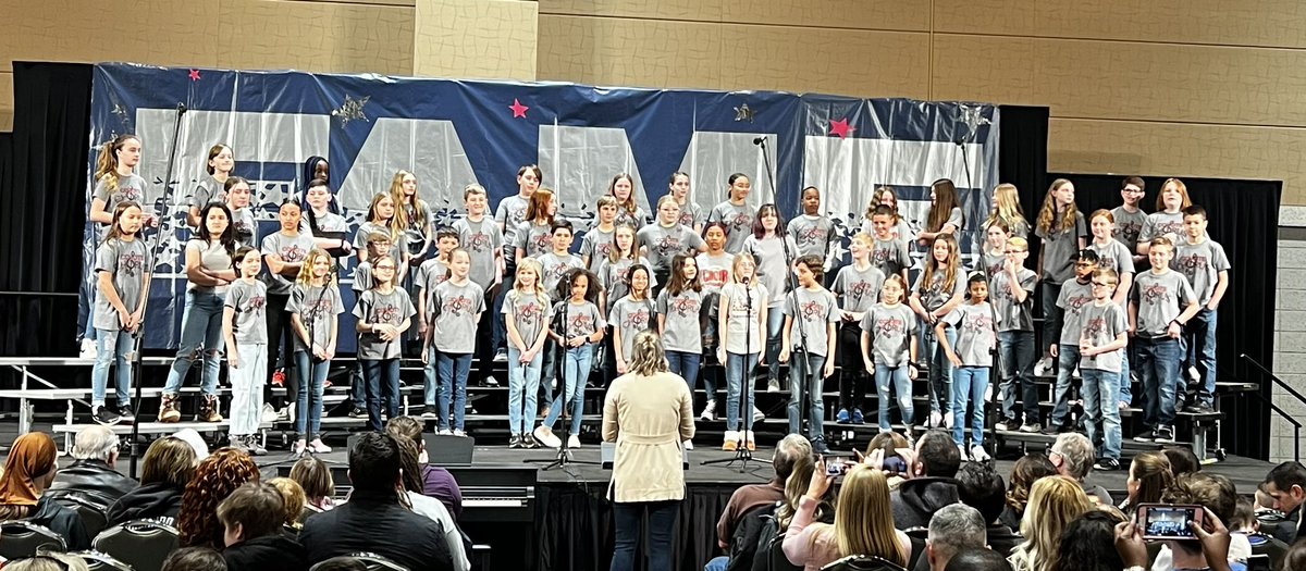 Coyote Chorus on stage at <a href="/FAMEFW/">FAME</a> <a href="/CES_KEUNEKE/">Mrs. Keuneke</a>
