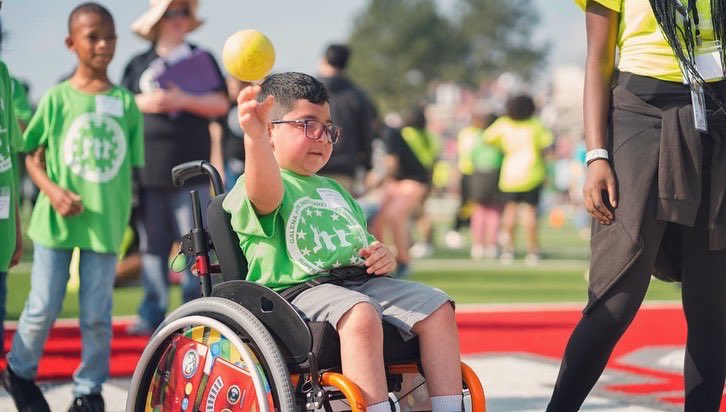 IBallLikeMelo_'s tweet photo. I’m glad I got the opportunity to come support the Super Star Buddy Relays where they engaged in physical activities adapted to their needs. ❤️ https://t.co/5Rbkyl76eW