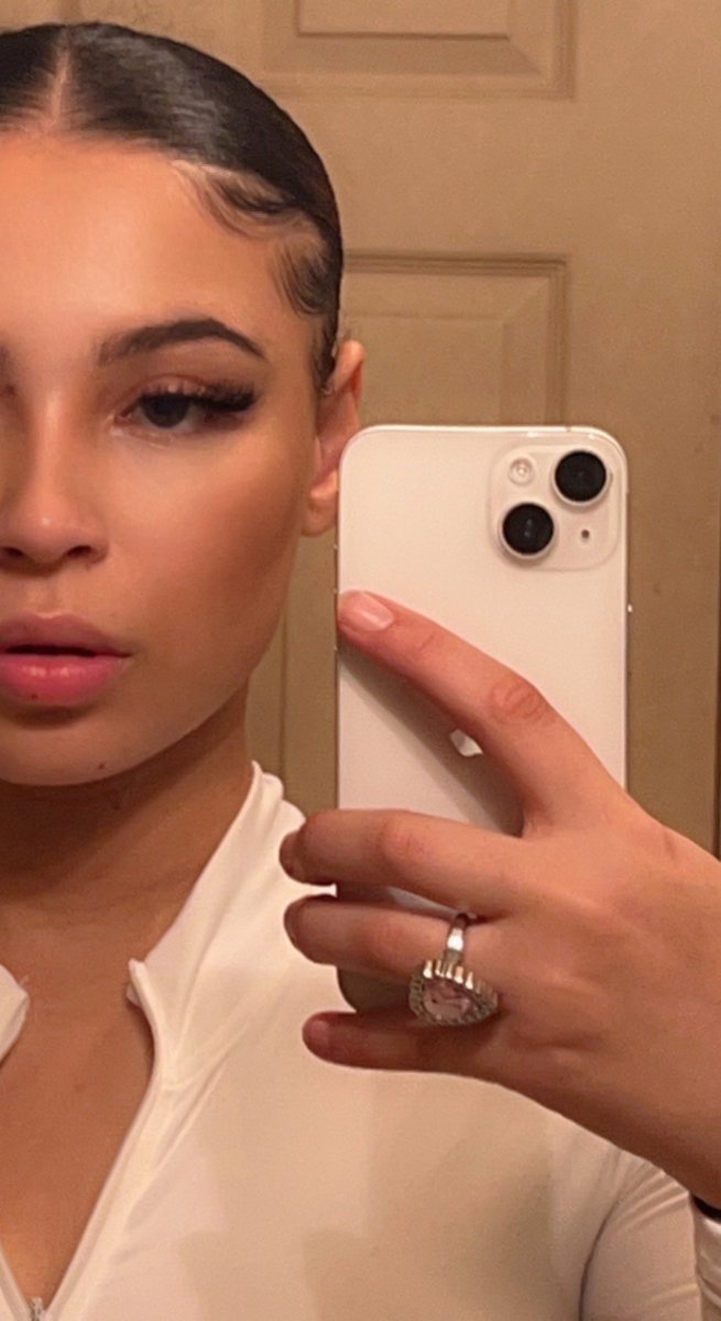 Outsiders Radio 💙💛 tweet media