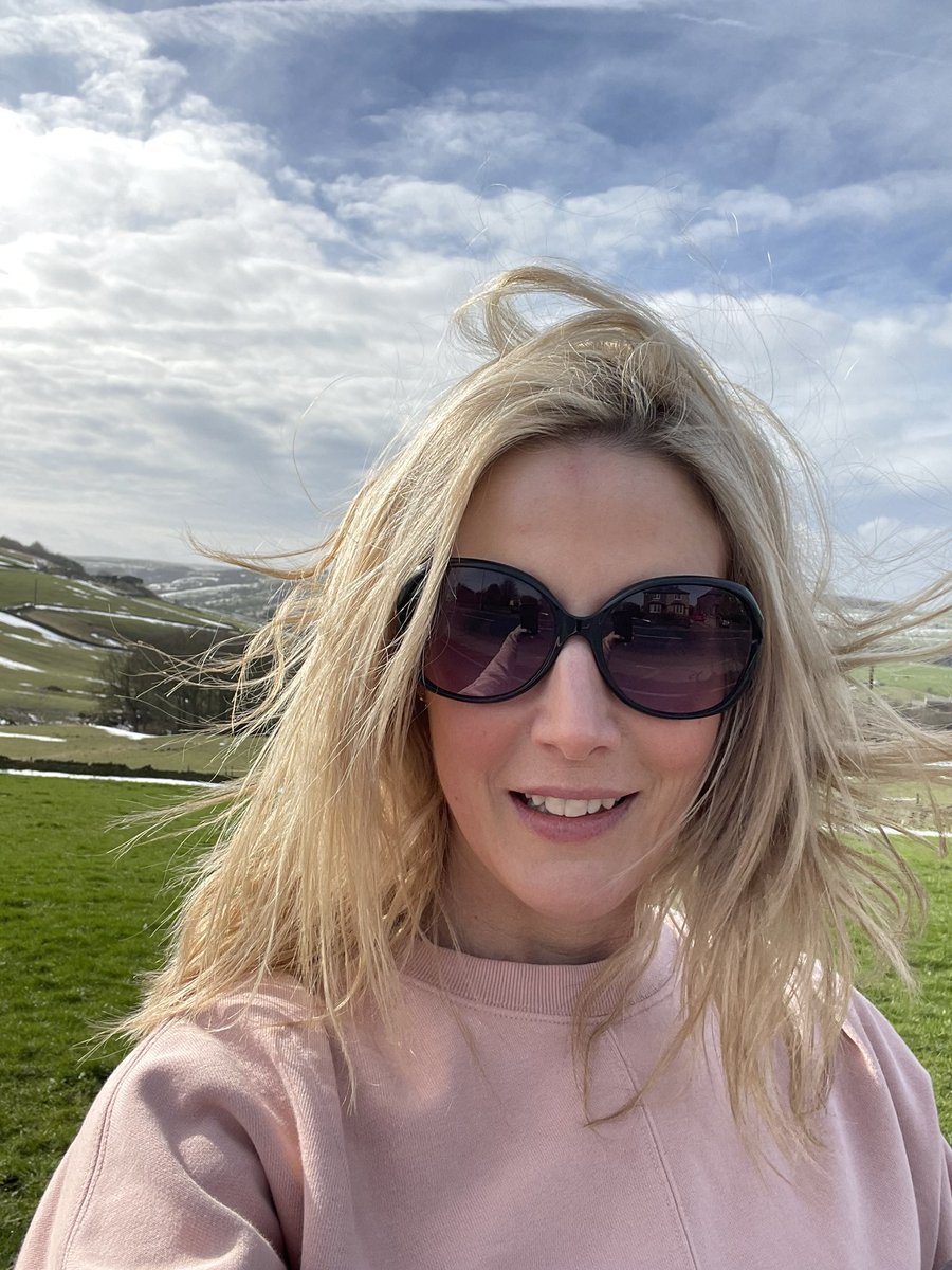 RachelMcelroySR's tweet photo. 7 miles of hills! #sunday #weekend #crackingtheflags #yorkshire https://t.co/31Qsh38lor
