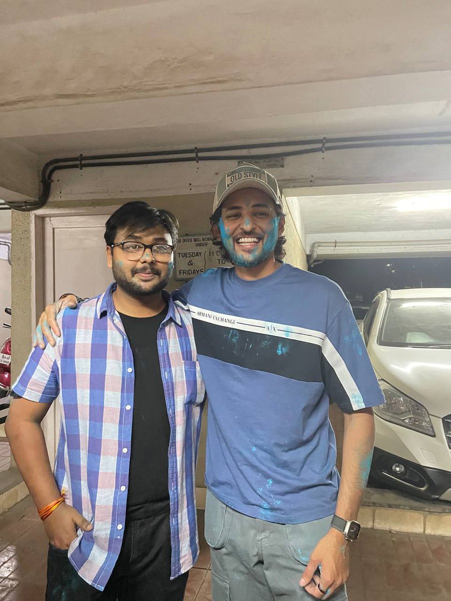 AbhayDrdz's tweet photo. He painted our lives blue , toh face ko blue color lagaaana  toh Banta hi tha na teammate 💙✨ 

@DarshanRavalDZ can do anything for this smile of yours ✨💙

Thank you for everything 💪🏻🤞🏻🫂 https://t.co/O2Y4z7xoZF