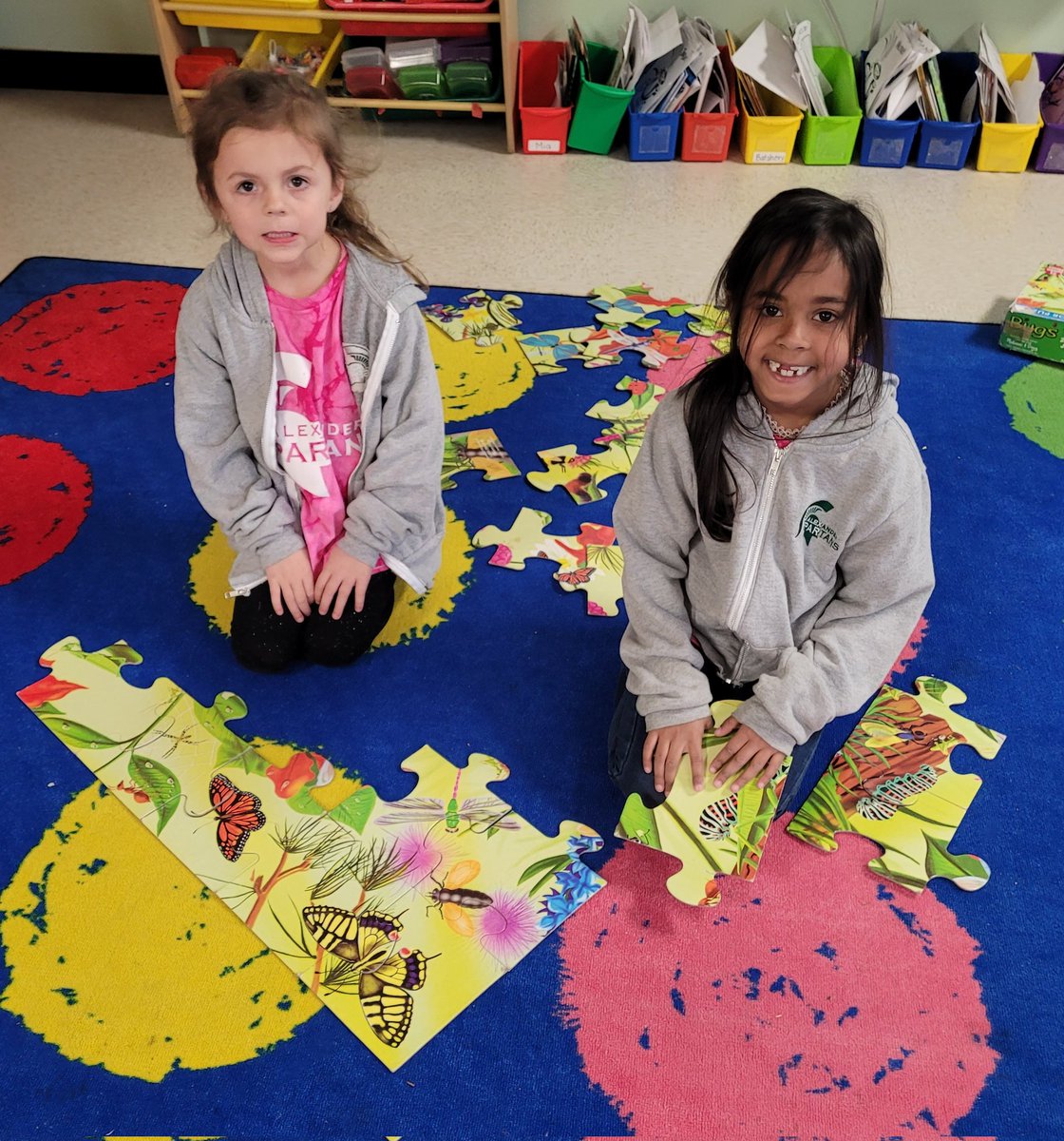For #SELday we worked together to build puzzles. <a href="/HTSD_Alexander/">Alexander Elementary School</a> <a href="/WeAreHTSD/">WeAreHTSD</a>