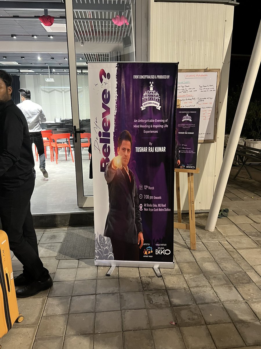 immanojjain's tweet photo. Today saw a Mind blowing show of mind reading by dyanamic Magican Tushar Raj Kumar at Studio Ekko, MG Road , Delhi @illusiontushar #magican #India https://t.co/alNx0LOATG