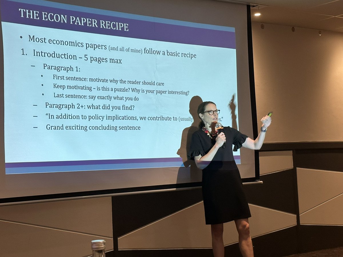Keyshou1's tweet photo. It was an intense week, rich in exchanges and sharing, but also a good memory of joy!
These new skills acquired during the five days will help us to reinforce our understanding of our missions and the responsibilities and obligations that come with them. Thanks Dr @Emmanuel_Ojo https://t.co/Zcy77MA2xl