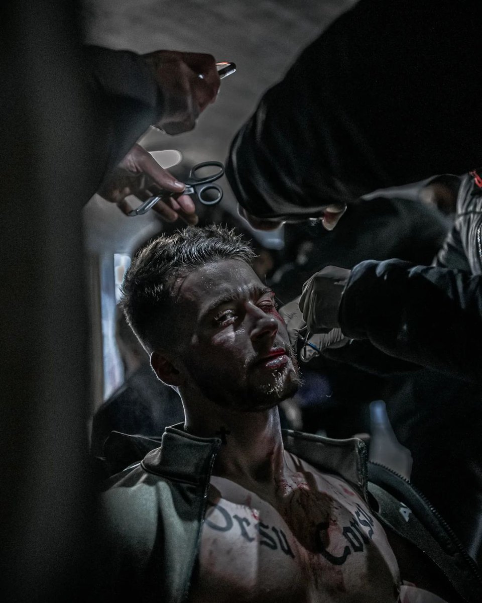 KOTSFightClub's tweet photo. Getting stitched up by kots-doctors outside in -4 celcius. @orsu_corsu #aboutdatlife #streetlife #streetkings #hypecrew https://t.co/mZwaaMSt9V