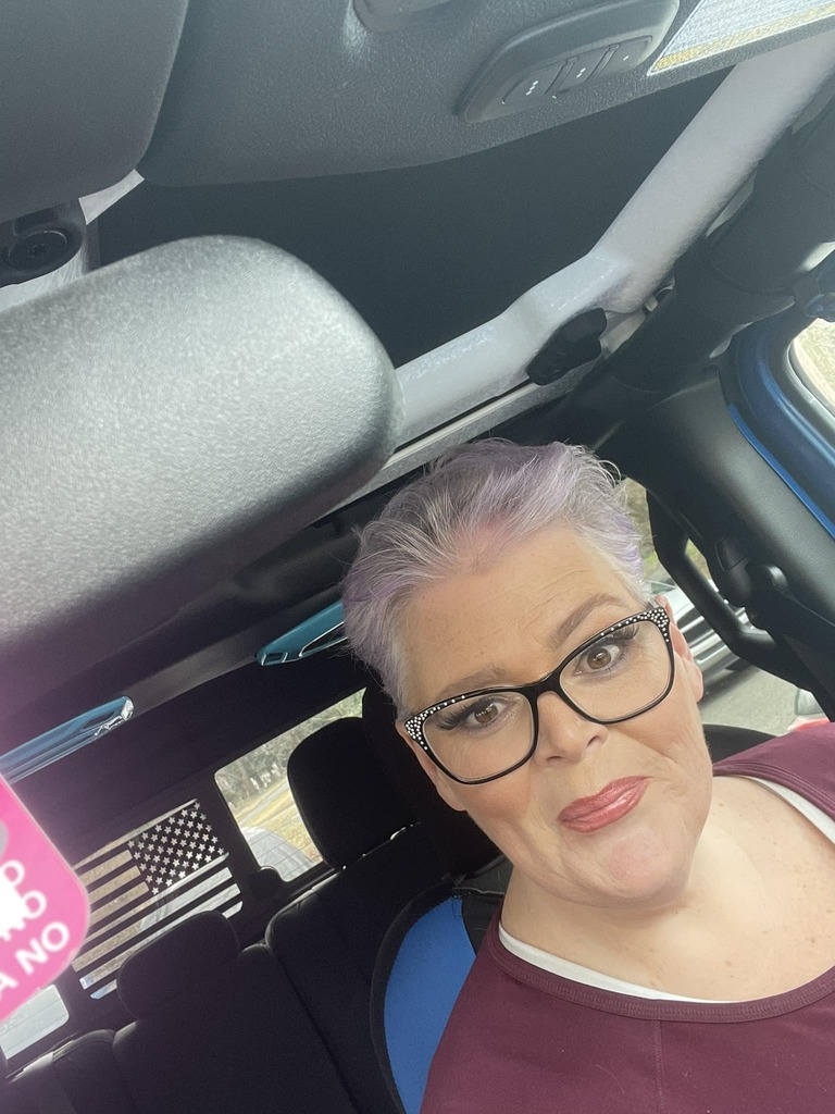 IlikeitFrantic's tweet photo. Definitely not a look I’m used to! https://t.co/6qzi4xsdx1 https://t.co/lDSZq69lmq