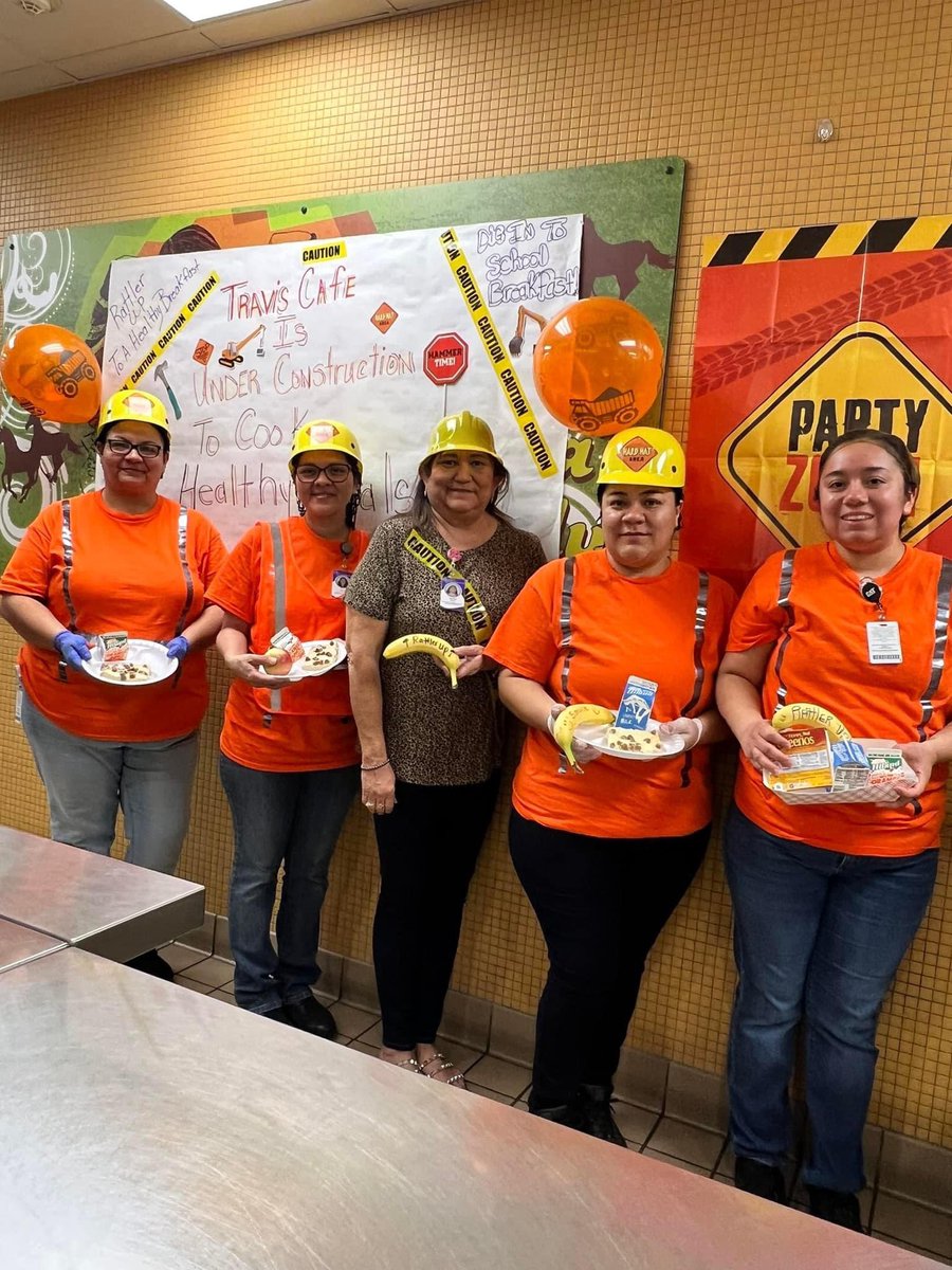 SMCISD_CN_DEPT's tweet photo. Travis cafe staff &amp; CN Supervisor Maribel Rivas finishing out the #NSBW23 celebration together on Friday morning. Travis cafe team always dress to impress! Thank you for always going beyond in all that you do for our Travis students 💜 #SanMarcosCISD #TXSBW @Travis_SMCISD https://t.co/kRu3DBazu7