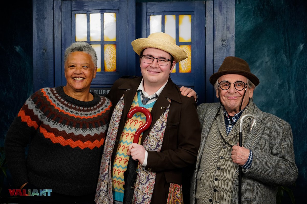 tpdbeech's tweet image. The digital photos from #Valiant2023 are HERE! ✨ there’s are so amazing massive thanks to @misterphipps for what I can frankly call witchcraft with his camera. 🥹