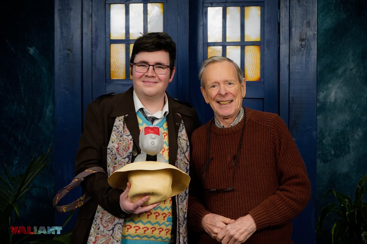 tpdbeech's tweet image. The digital photos from #Valiant2023 are HERE! ✨ there’s are so amazing massive thanks to @misterphipps for what I can frankly call witchcraft with his camera. 🥹