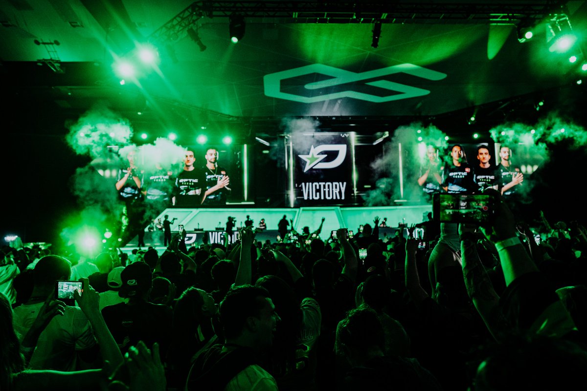 OpTic's tweet photo. It’s Championship Sunday. https://t.co/DrWwys2vYq