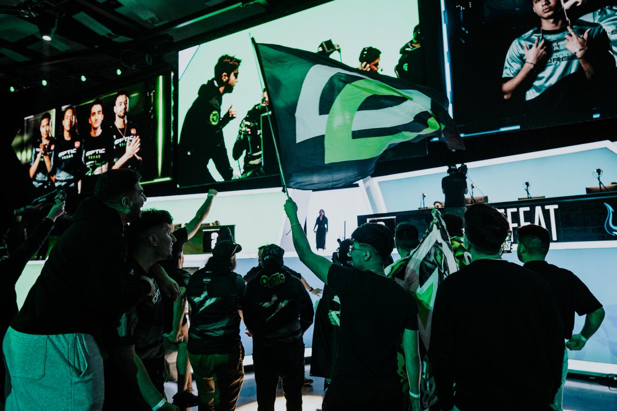 OpTic's tweet photo. It’s Championship Sunday. https://t.co/DrWwys2vYq