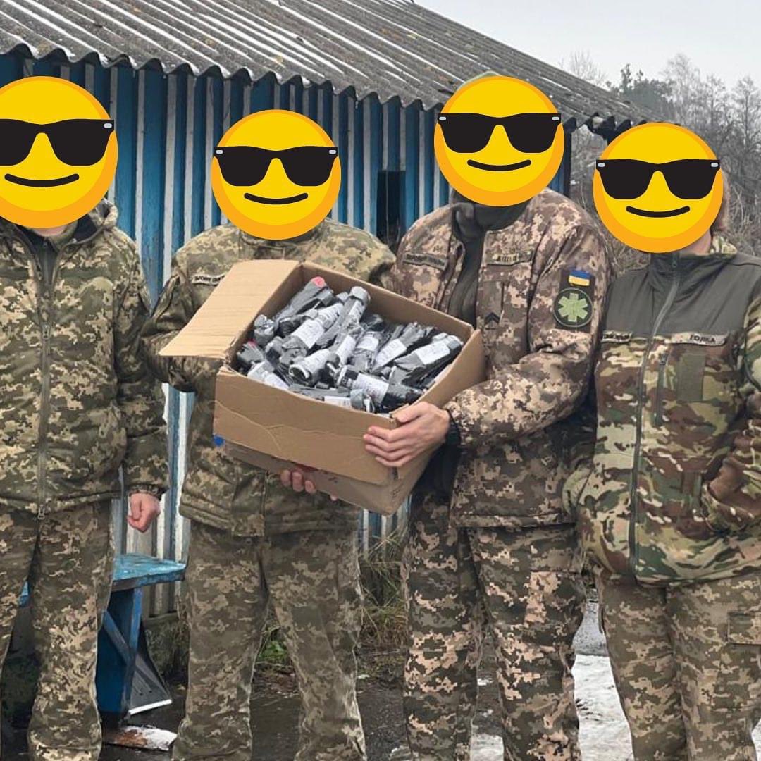 Htx4Ukraine's tweet photo. Drones and tourniquets are essential for soldiers.
With your support, we were able to provide them to Ukranian defenders from 61 Brigade.
Together to victory!
Slava Ukraini!
#standwithukraine #supportukraine #supportukraine๐บ๐ฆ #helpukraine #helpukrainenow #helpukrainians https://t.co/KGChINKEcx