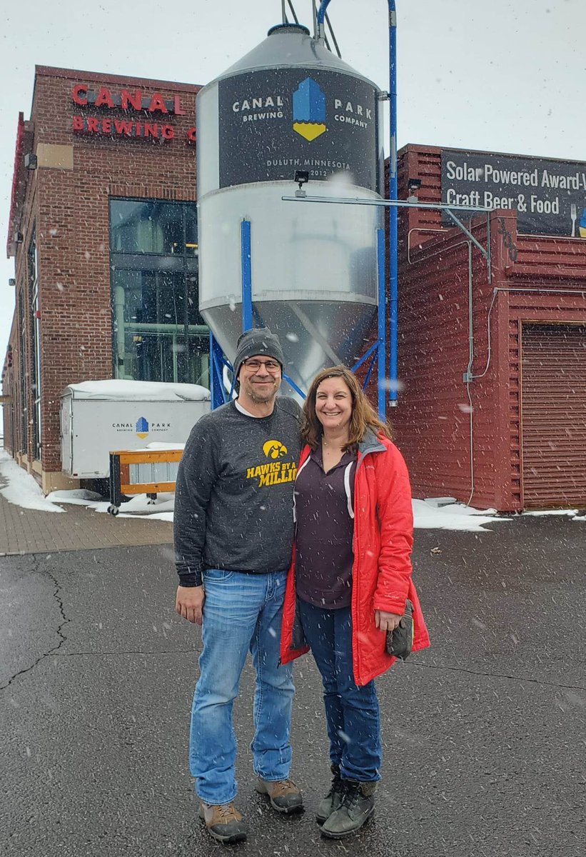 AnIowaTeacher's tweet photo. Representing the Hawkeyes while on the @GetKnitEvents North Shore Brew Tour! @WashedUpWalkons #getknit https://t.co/g3YWfQaidt