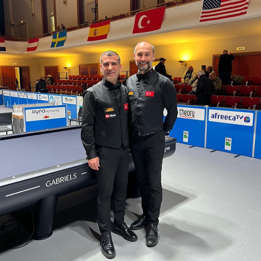 🇹🇷 Türkiye dünya şampiyonu 🥇

🎱 Semih Saygıner ve Tayfun Taşdemir'den oluşan takımımız, Milli Takımlar Dünya 3 Bant Bilardo Şampiyonası Finali’nde İsveç’i mağlup etti ve üst üste üçüncü, toplamda yedinci kez mutlu sona ulaştı.

Tebrikler 👏