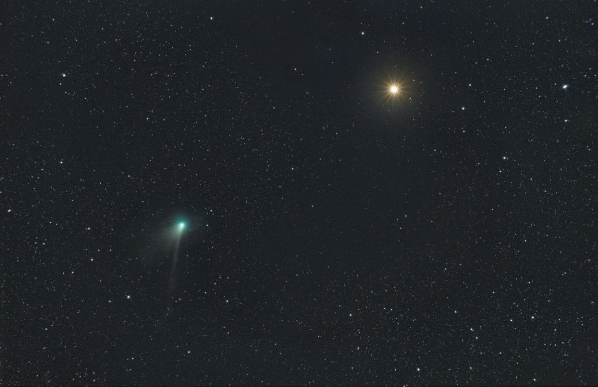 smartphone_astr's tweet photo. From the #Nikon of Nandakumar the #CometZTF #cometE3, taken last February. #astronomy #Astrophotography https://t.co/3NAjVLuvJc