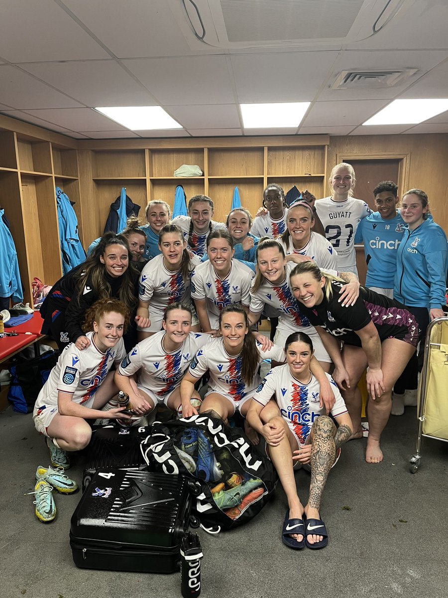 Building something special ❤️💙🦅

#CPFC | #SHUCRY | #BarclaysWC