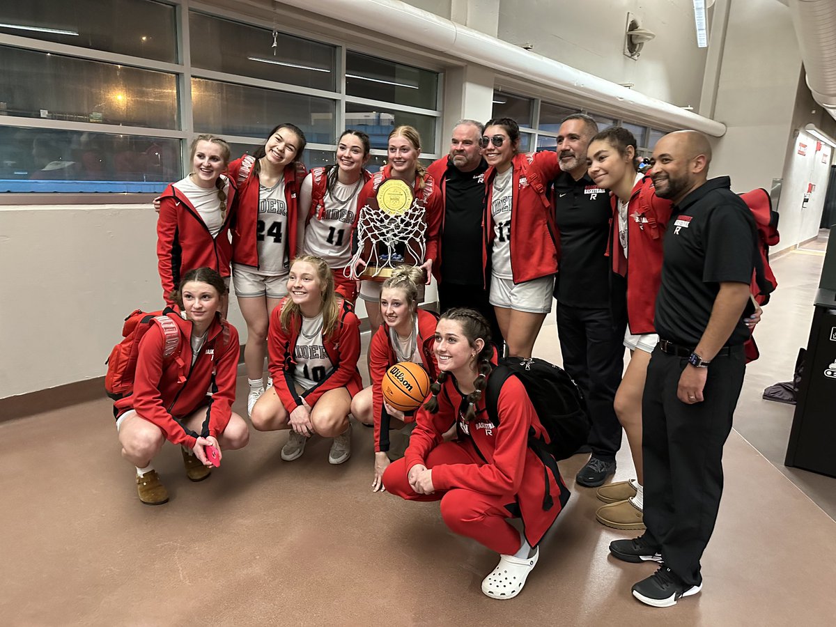 Maddie Moyers tweet media