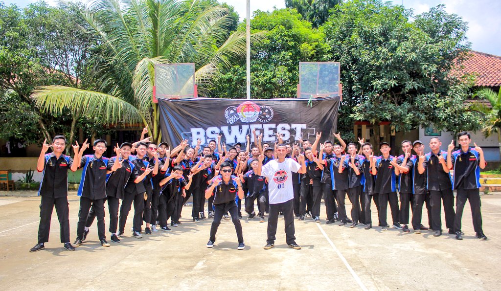 SyachrizalH's tweet image. See you on top motorcycle business engineering 3 (SKENDAP) 💪🏻🔥🛠️
#solidarty #Engineering #smkbisa