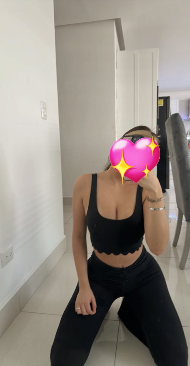 ARI 🍓✨ tweet media