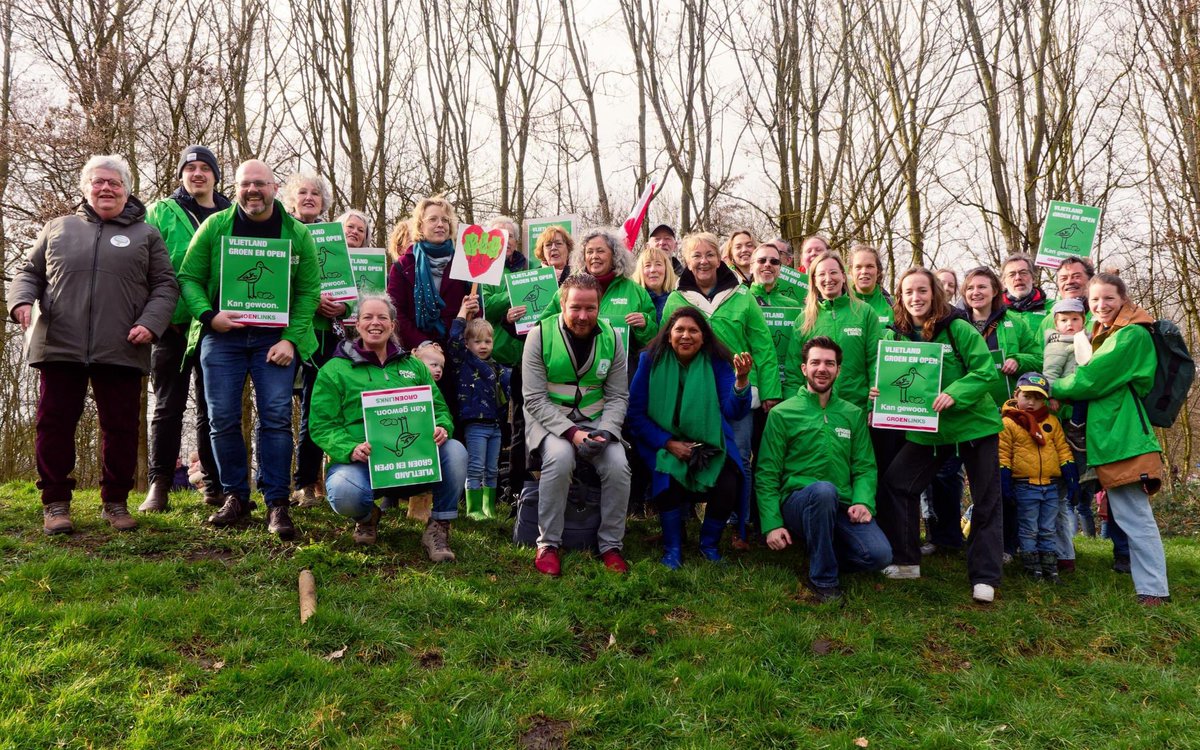 Vlietland open, Vlietland groen! Mooie bijeenkomst met goede speeches om Vlietland groen te houden #vlietlandprotest