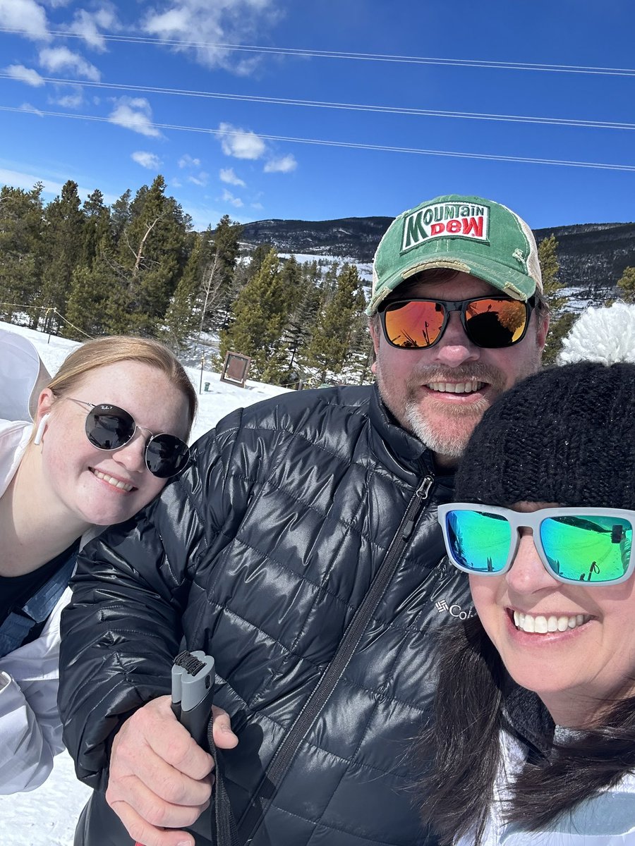 jsj2012's tweet photo. Such a fun spring break with our girl! Missed Sam terribly as his break was not at the same time which is the life with college kids. Keystone did not disappoint. https://t.co/HMiNUxz1LL