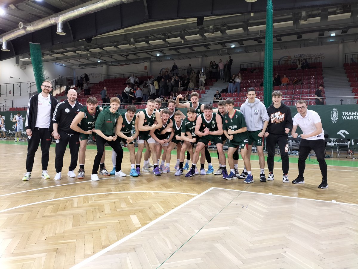 LWSK_Akademia's tweet photo. GIM92 Warszawa-Komorów pokonany 87:76 💪

Juniorzy Profbud Legii Warszawa, z bilansem 2⃣1⃣-0⃣, zostali Mistrzem strefy mazowiecko-podlaskiej i awansowali do półfinałów Mistrzostw Polski U17 🔝🔥🏀🏆🥇

#u17pl https://t.co/6PVvHdE9Li