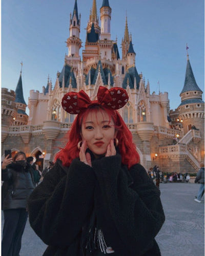 manicpanicnyc's tweet photo. Let the fairytale begin with #VampireRed 🔮 @risera888 who needs a prince with your have this magical semi-permanent shade ✨
Would you rock this?💭 https://t.co/cfMtQ6bU3D