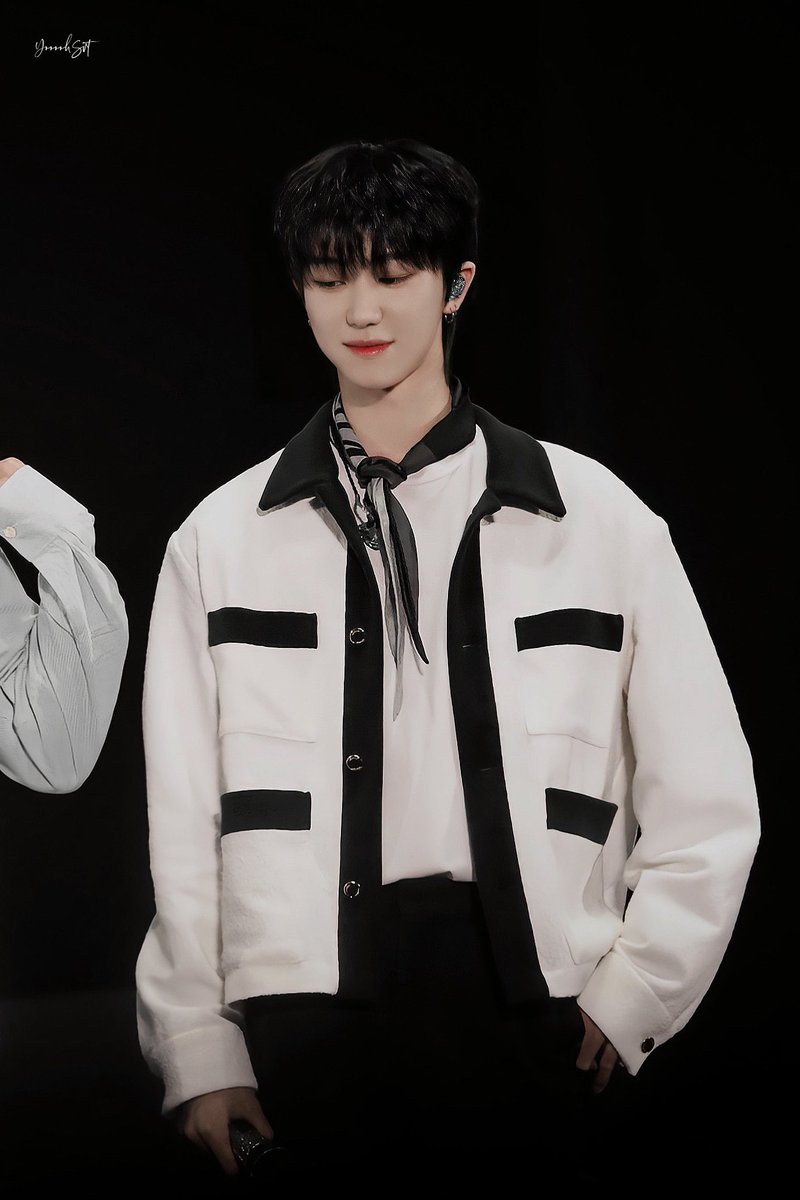 20230312

 #디에잇
#세븐틴
