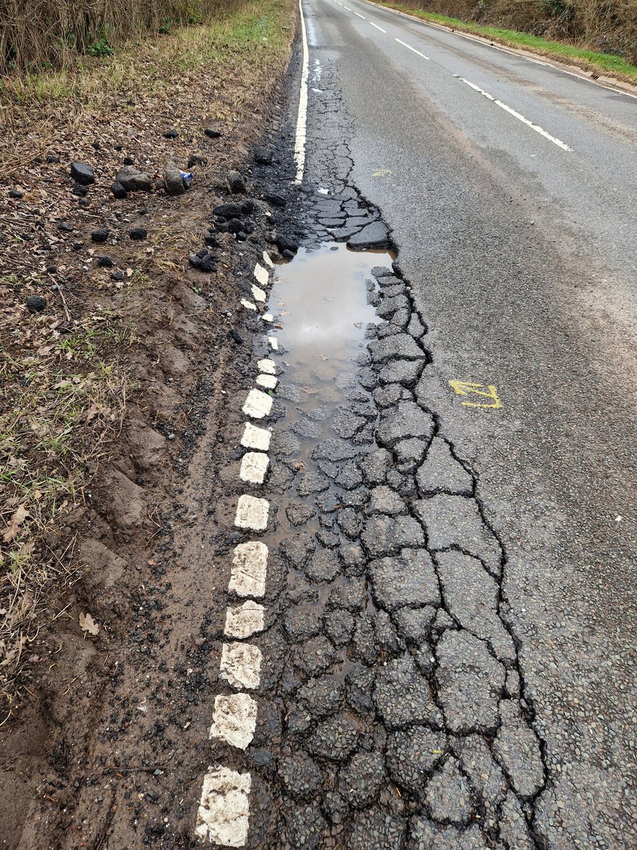 galerie's tweet photo. @HS2ltd this is what you are doing to our roads. @WarksHighways your attempts are repairing it, are less than effective 
#StopHS2 https://t.co/fKNCNQOTDs