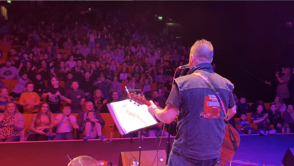 martymonemusic's tweet photo. #martymone #live #show #gig #concert #tour #fullhouse #carlow #music #VISUALCarlow #GBShawTheatre
Tour Ticket Links:
https://t.co/ilFqhkQZhG https://t.co/PHZZTM5j82